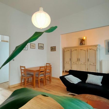 mooie condo in Antwerpen Esterno foto