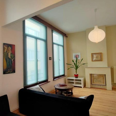 mooie condo in Antwerpen Esterno foto
