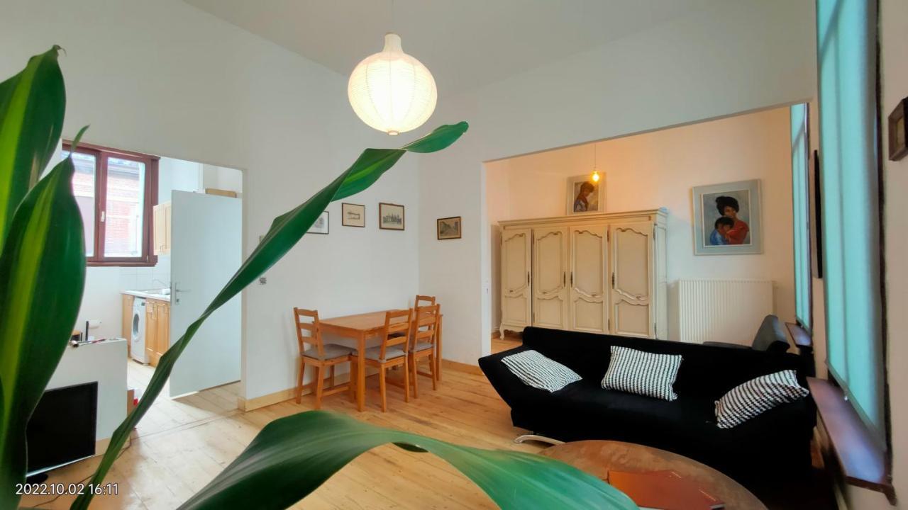 mooie condo in Antwerpen Esterno foto